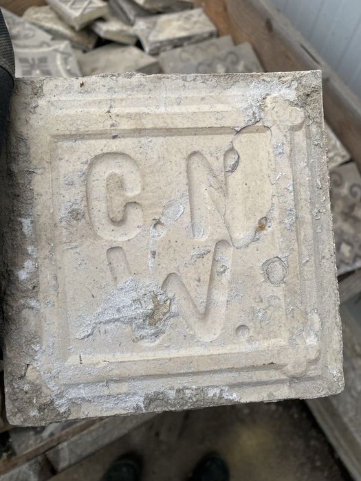 Stare plytki/ kafle podlogowe ceramiczne