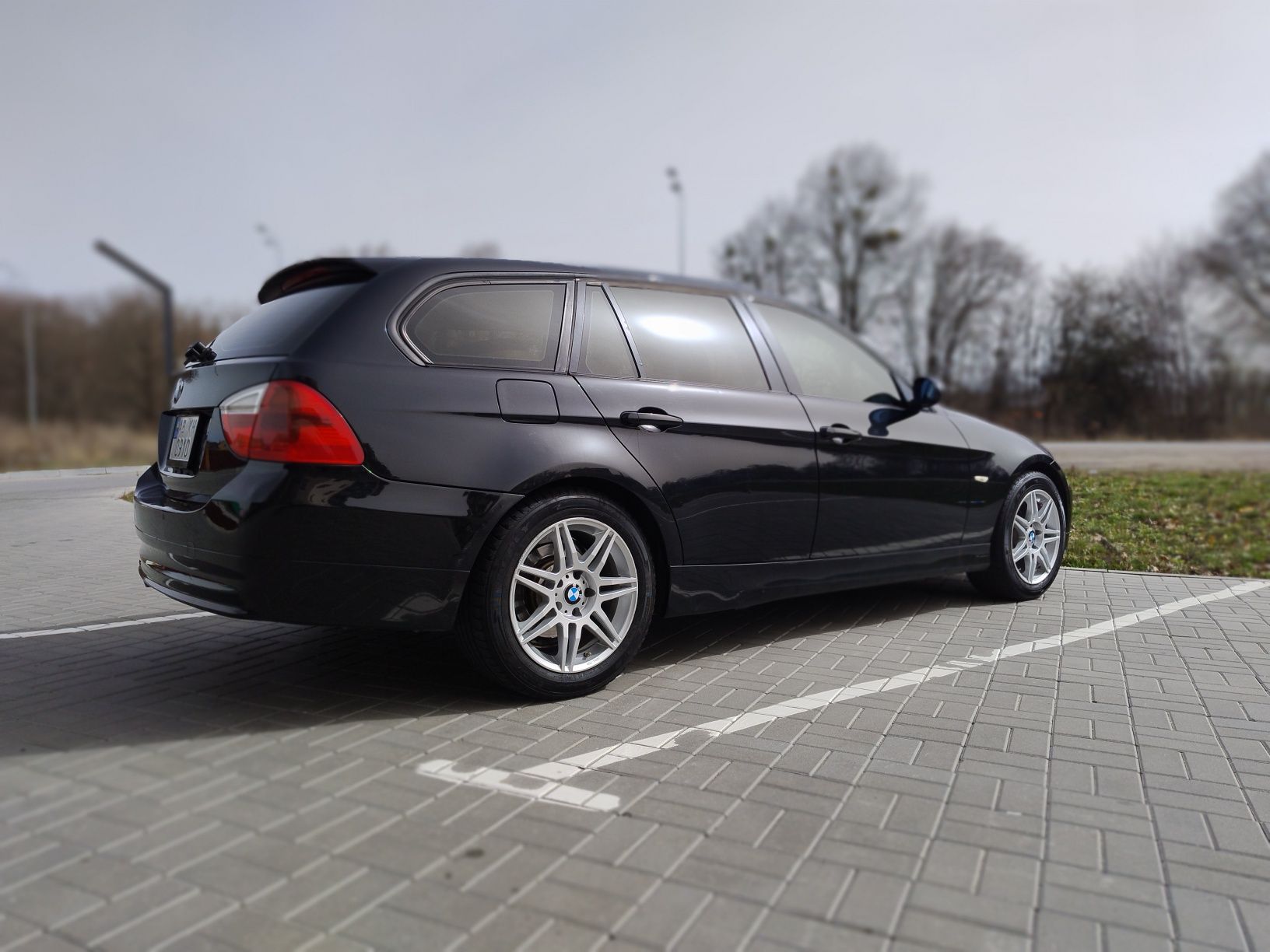 Продам BMW E91, 320D