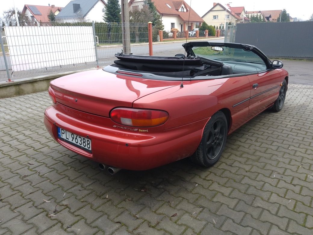 Chrysler Stratus LX. 2.0.B Klasyk z klimą >Zamienię > możliwa  dopłata