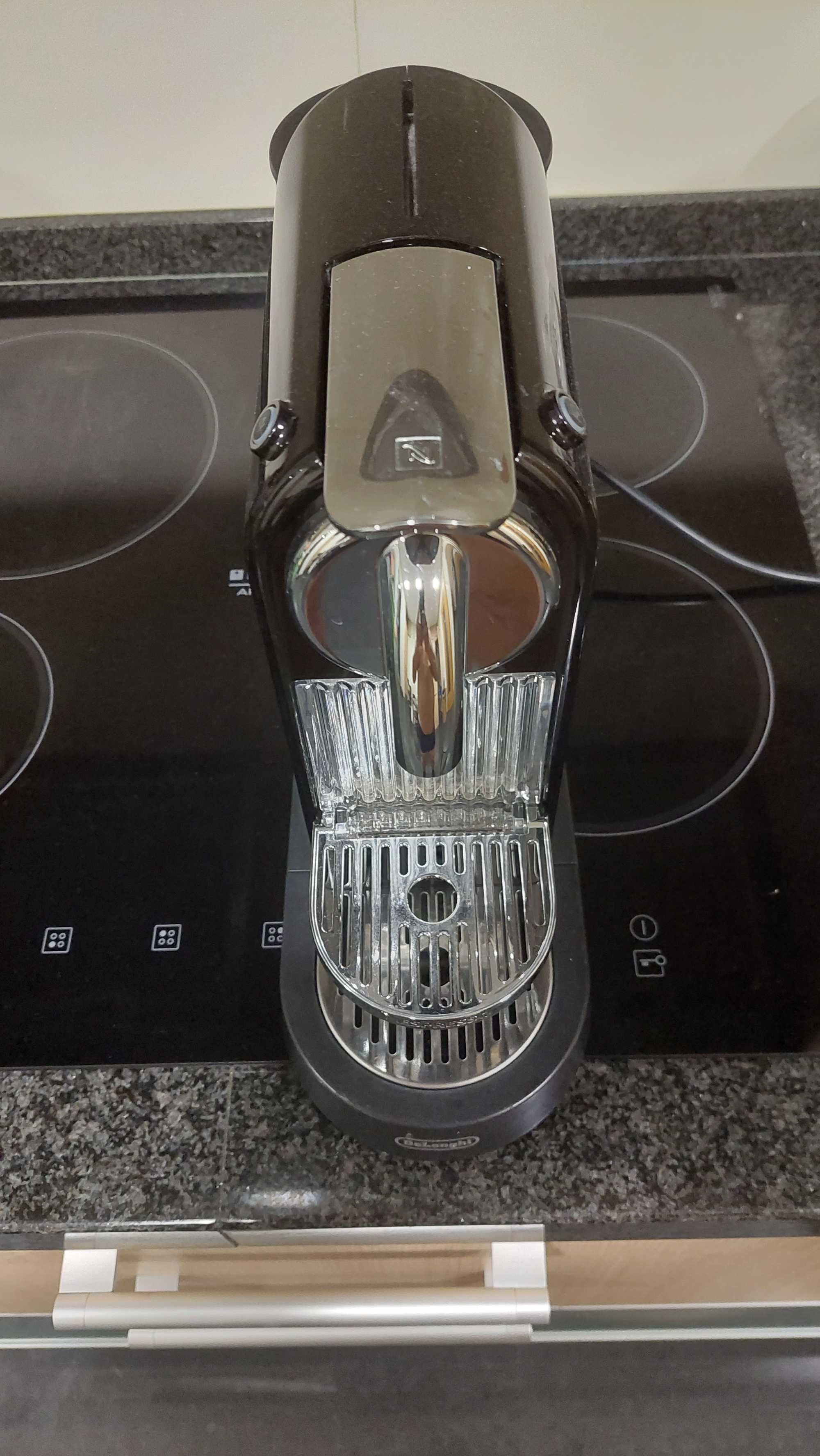 Máquina Café Nespresso CitiZ Black - Nova