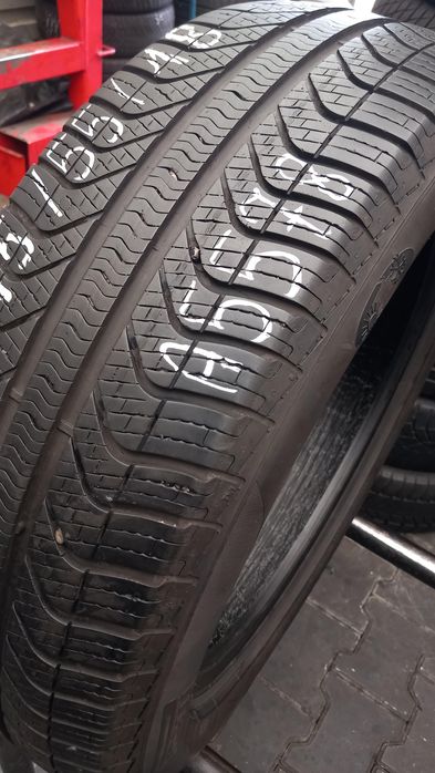 215/55/18 Pirelli All Season Cinturato Plus 99V