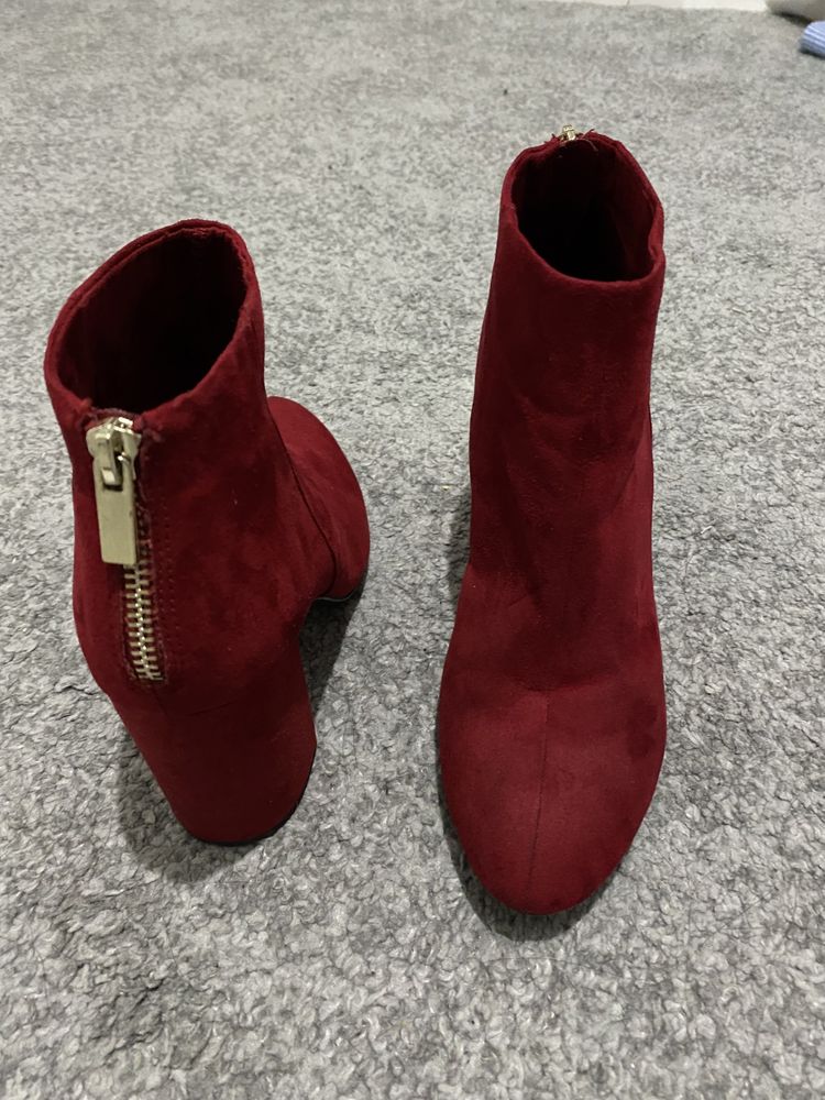 Bota Ankle Pull and Bear (Número 38)