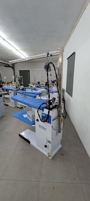 Máquinas de engomar, tábua de passar a ferro, engomadoria-Battistella