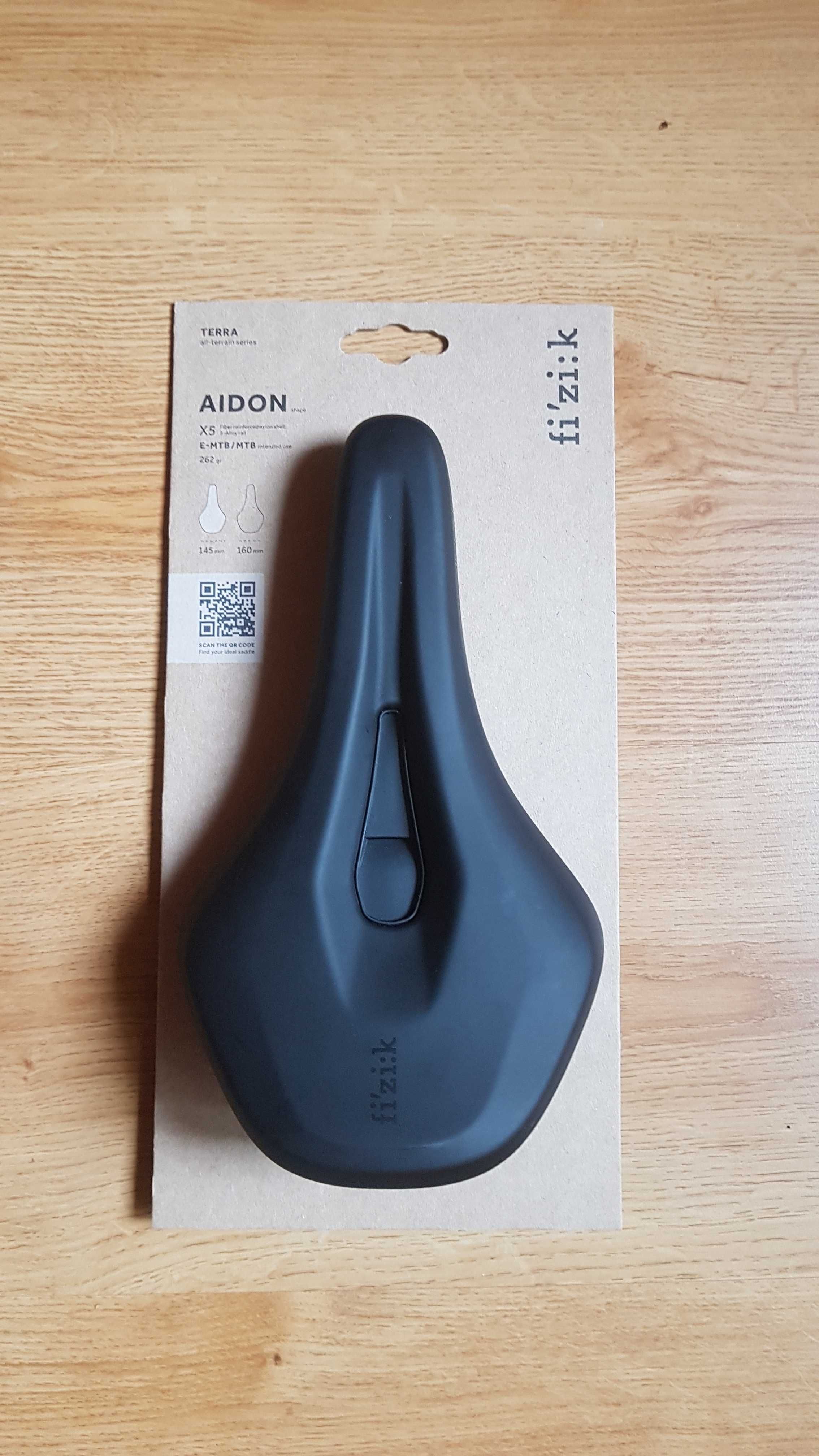 Siodełko FIZIK Terra Aidon X5 145mm