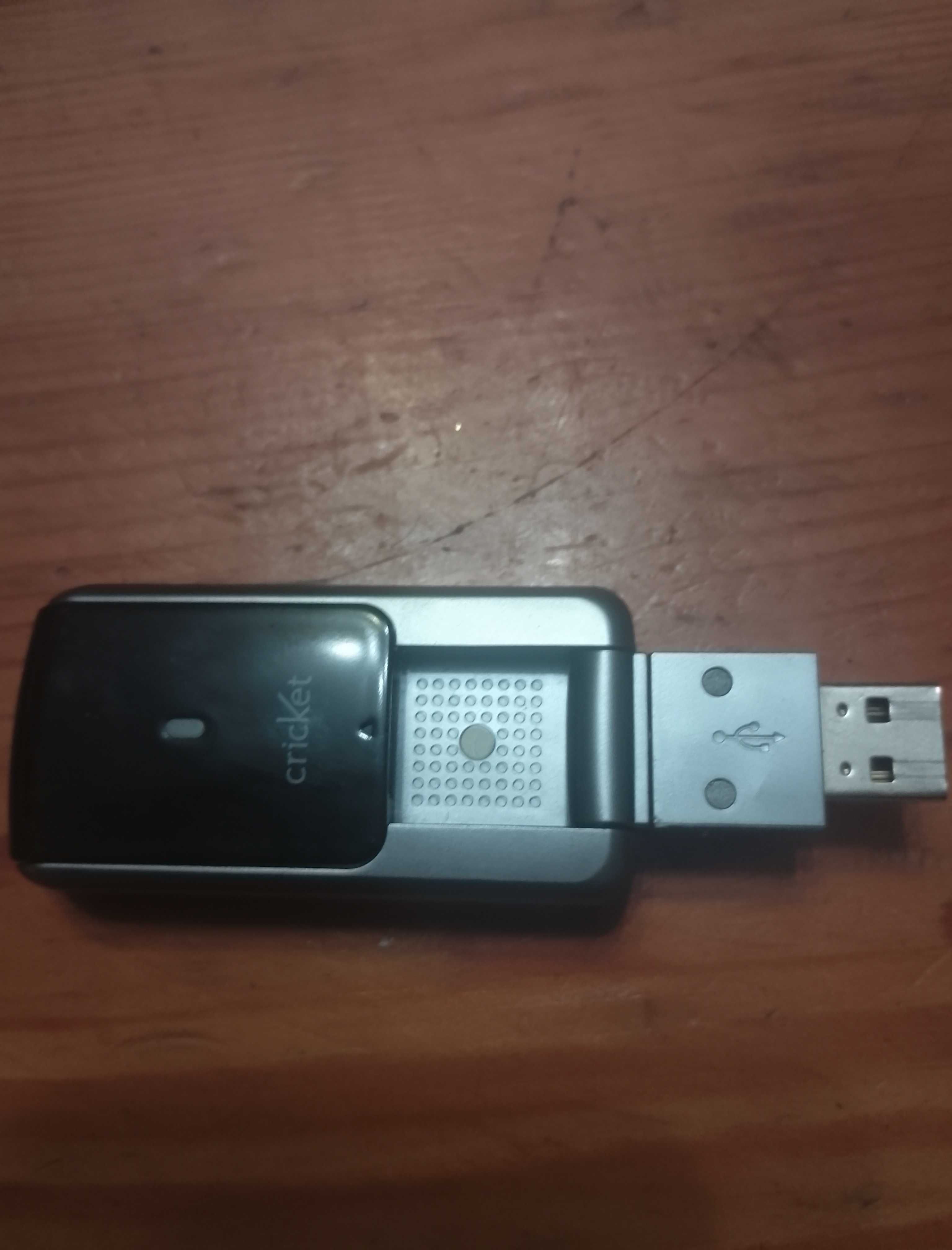 USB 3G модем з голосовим факсмодем