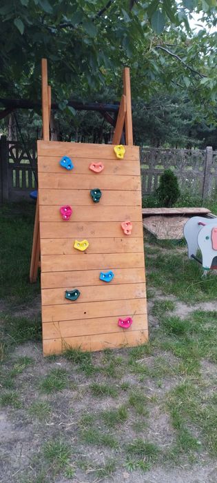 Ścianka wspinaczkowa dla dzieci