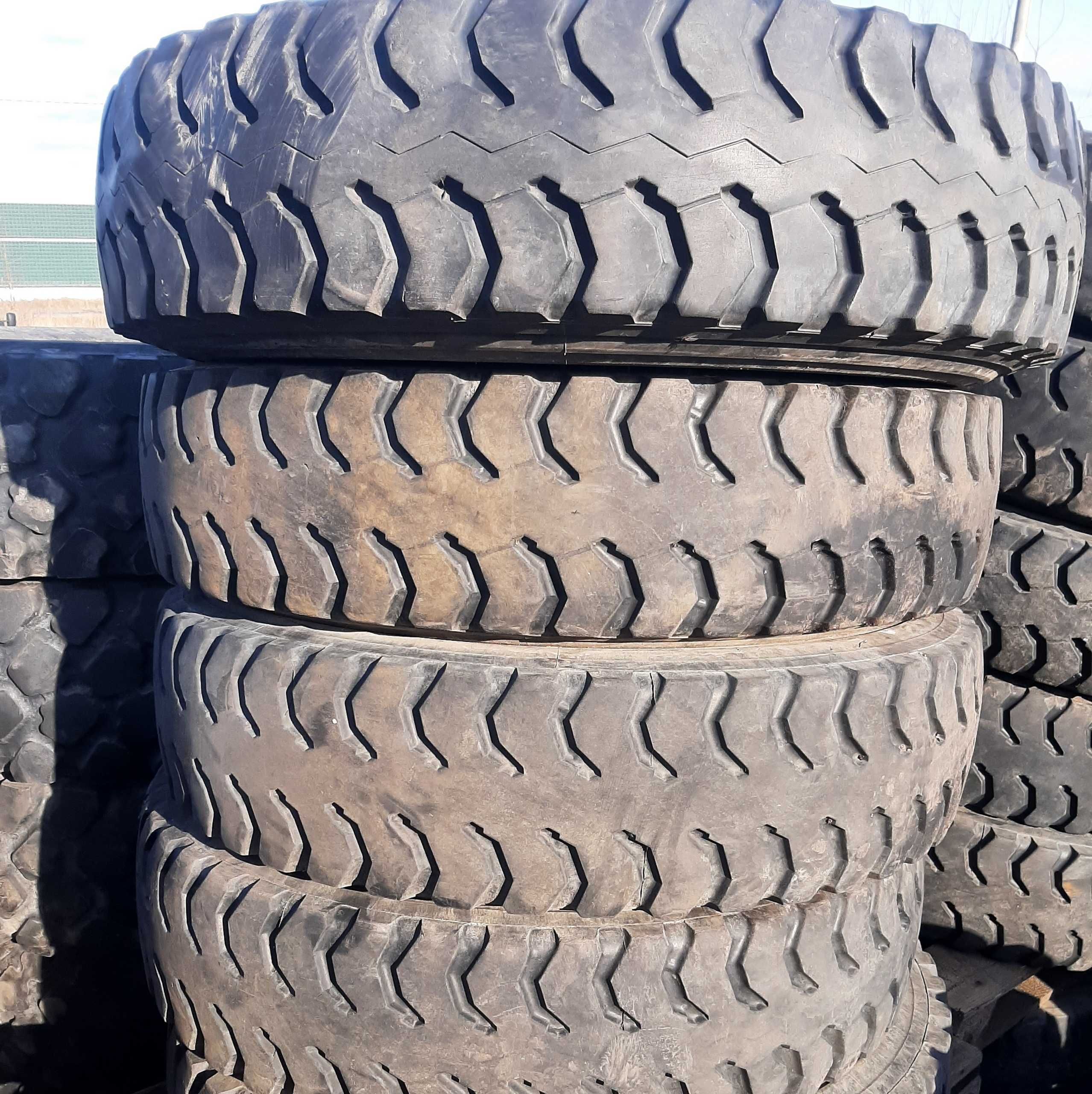 Opona Pirelli AT75 12.00 R20