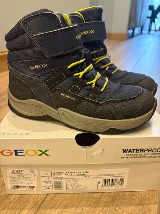 Зимові класні черевики geox