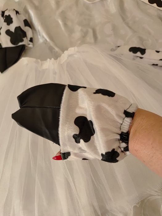 Świetny strój przebranie krowa krówka raciczki ogon 6 części uniwersal