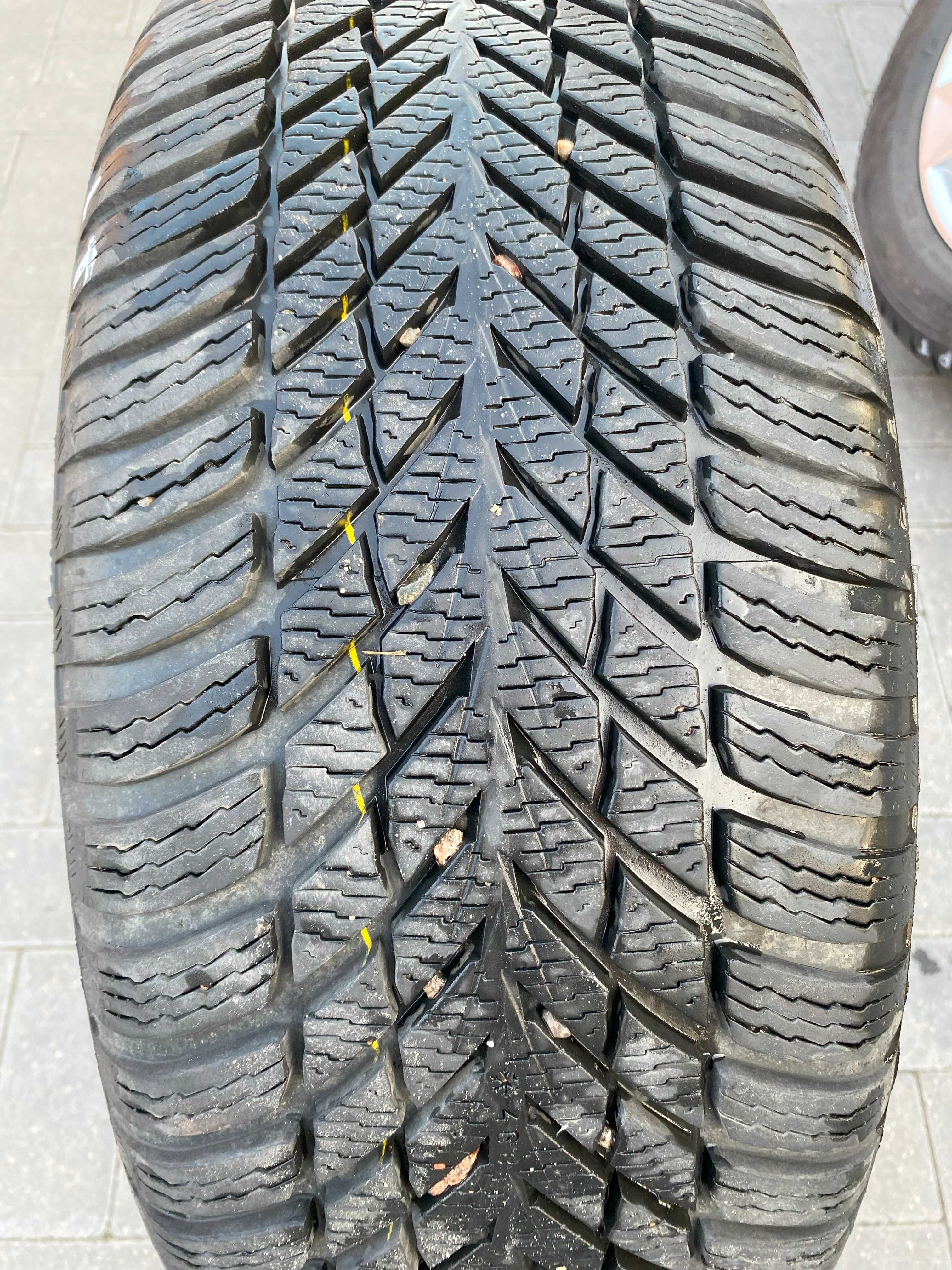 Alufelgi 4szt. Koła + Opony prawie nowe 225/50R17 Nokian AUDI A4 B8 B9