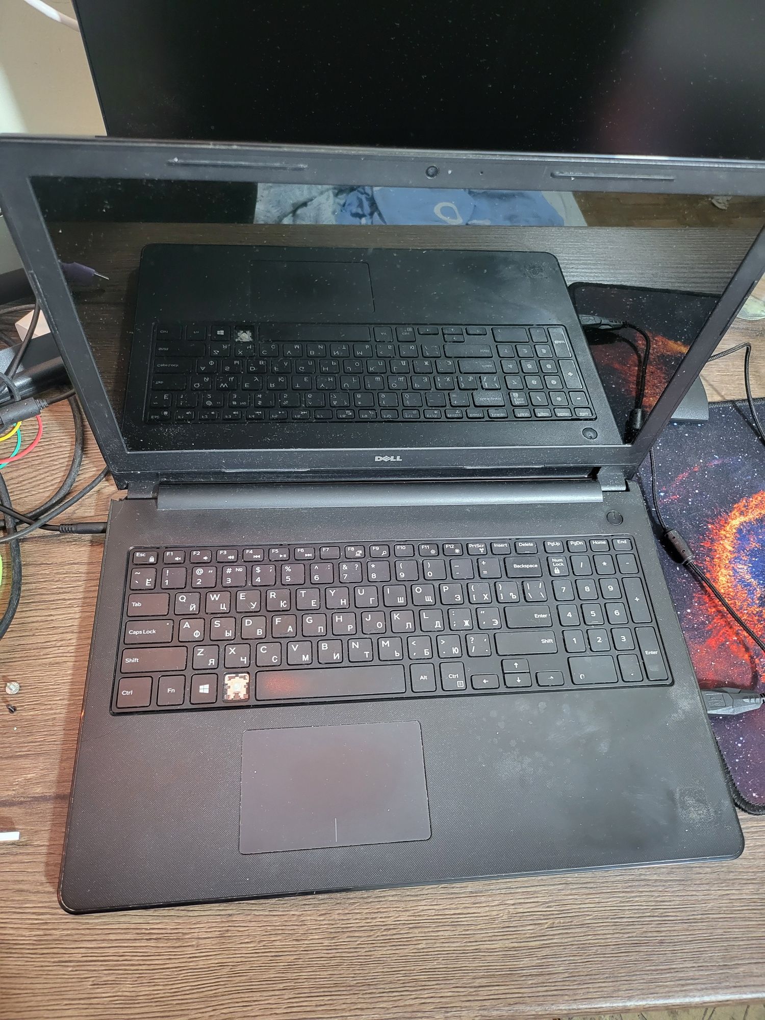DELL Latitude 3552