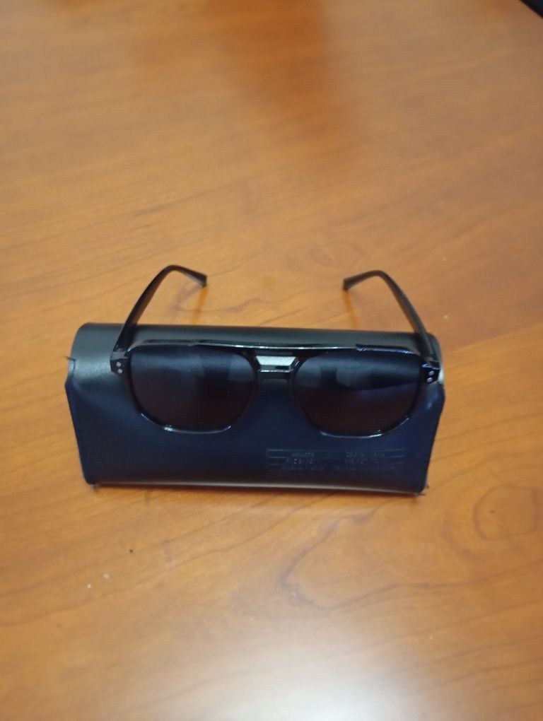 Oculos de sol novos