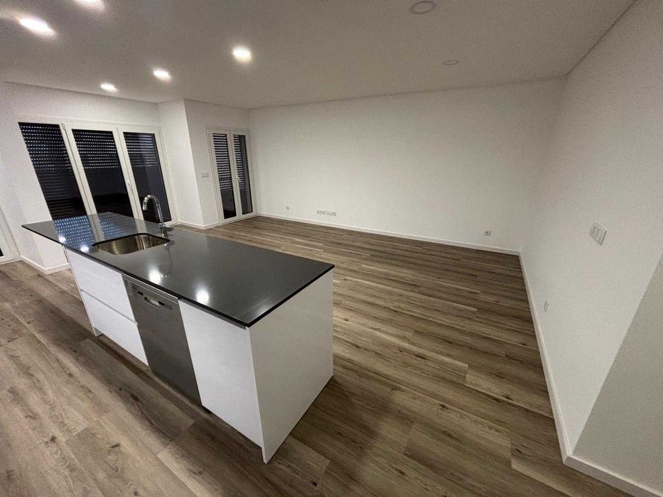 Apartamento T3 novo em Arruda dos Vinhos