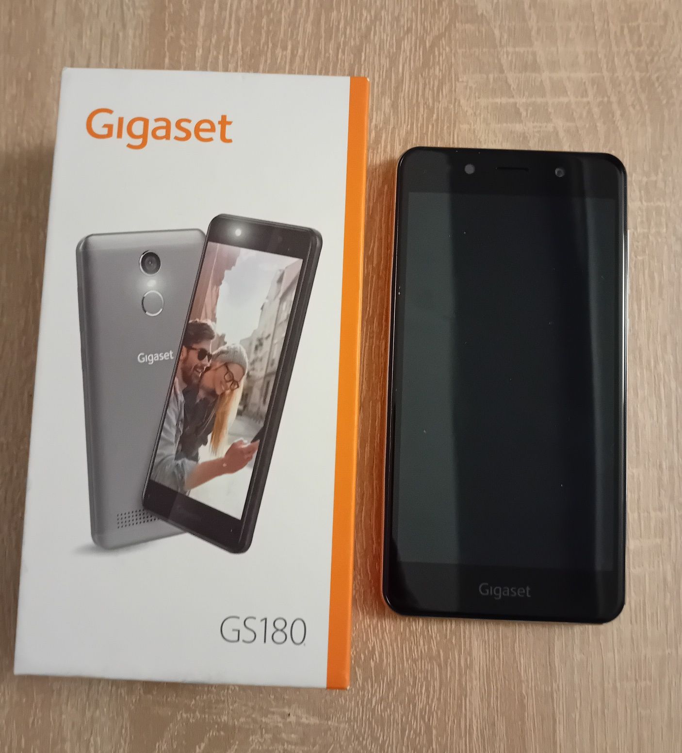 Smarfon Gigaset GS180 Jak Nowy