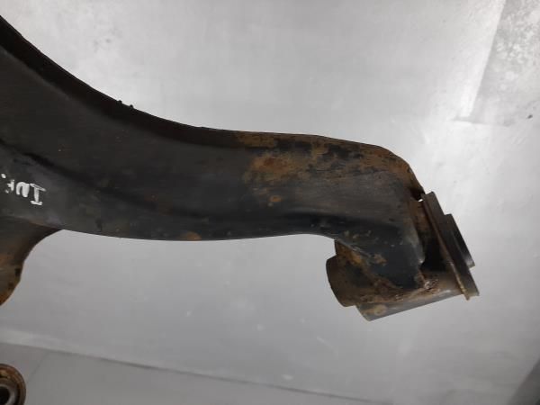 Braço de suspensão frente esquerdo MITSUBISHI Pajero II (V2_W, V3_W, V