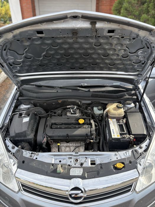 Opel Astra H 1.6 2008