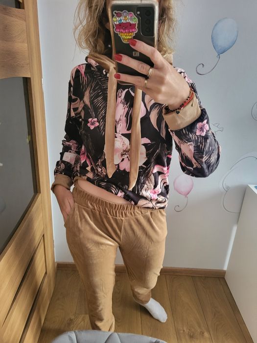 Komplet welurowy dres brazowy / beżowy bluza z kapturem L