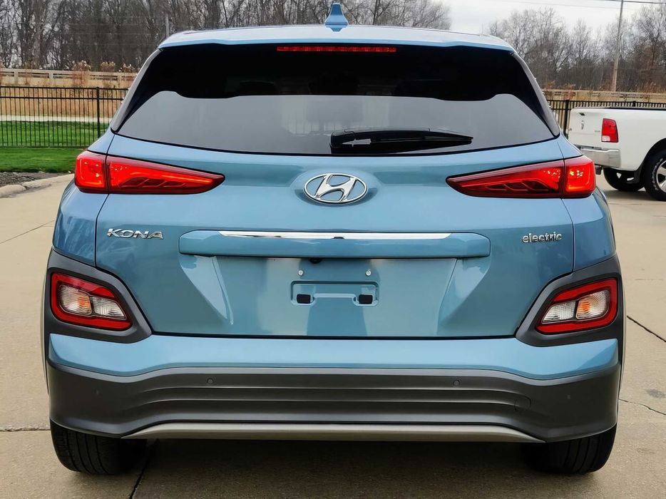 Hyundai Kona      2020