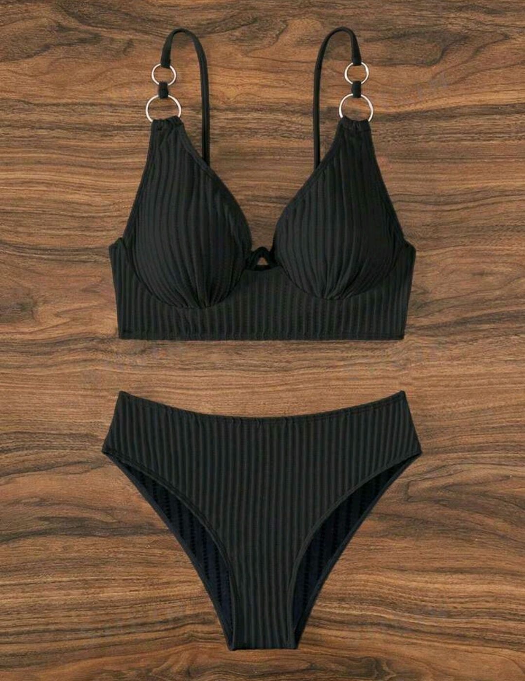 Czarny strój kąpielowy dwuczęściowy XL