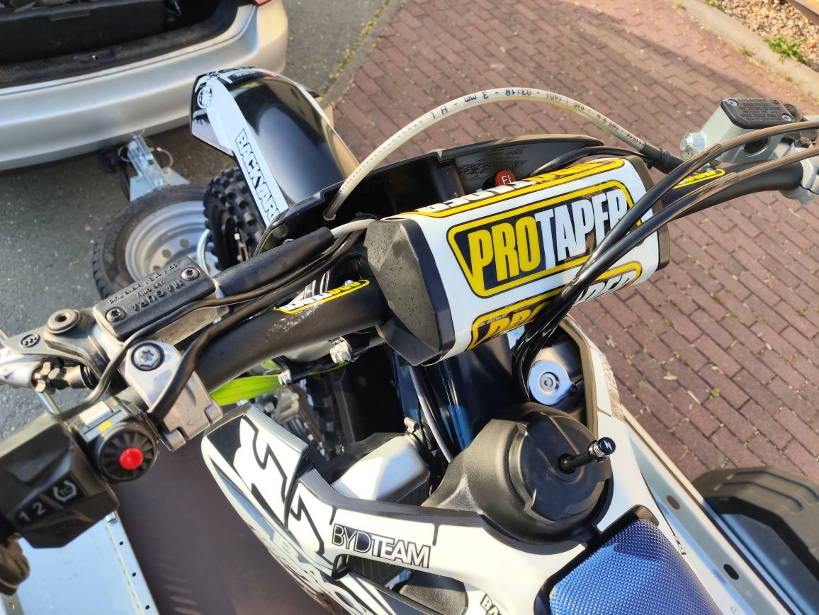 Husqvarna FC 450 63km 28mtg Cross idealny stan