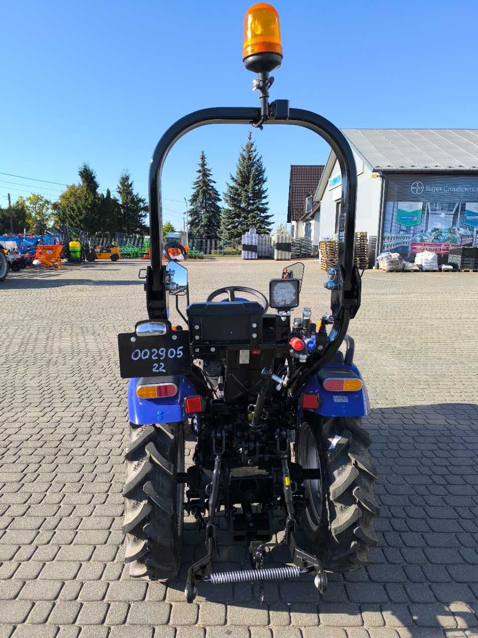 Ciągnik rolniczy FARMTRAC 22 4WD kompakt, miniciągnik od ręki
