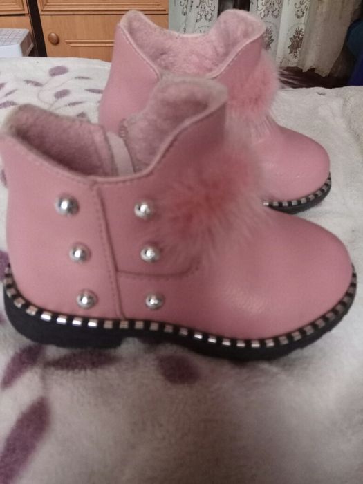 Продам ботиночки