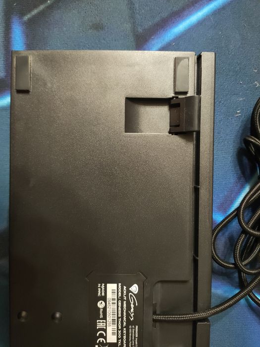 Klawiatura mechaniczna Genesis Thor 300 tkl
