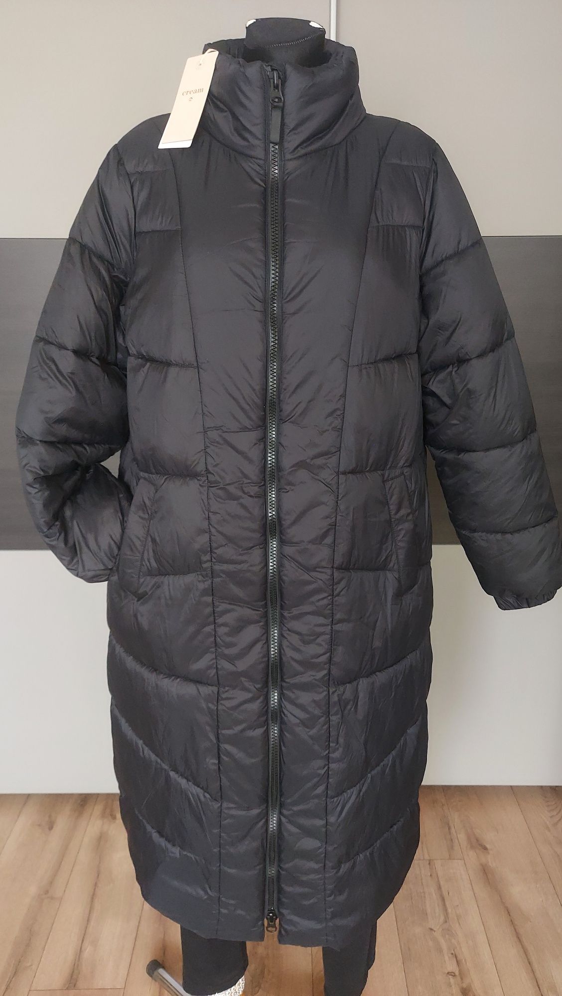 Nowy puchowy czarny  płaszcz zimowy kurtka Cream oversize