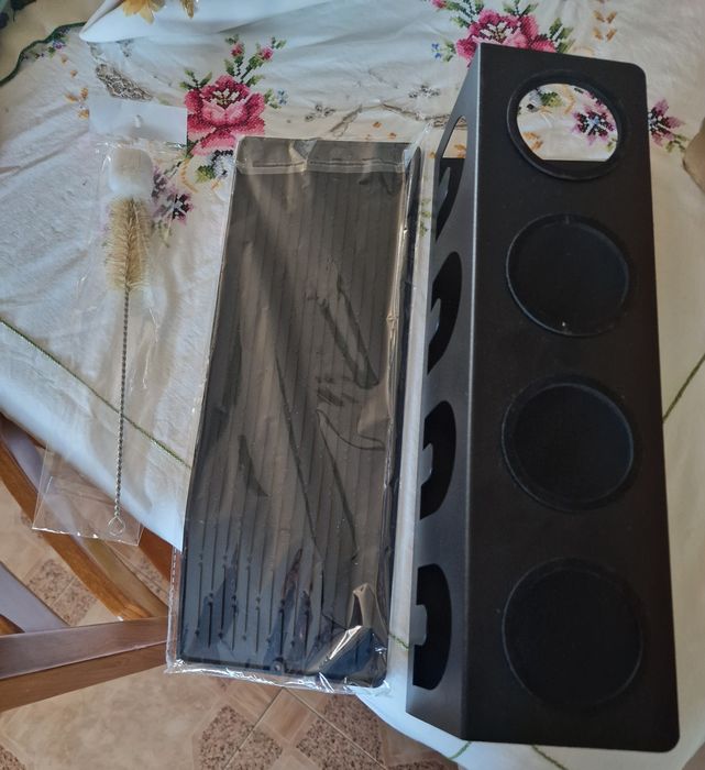 Suporte de garrafas ou copos