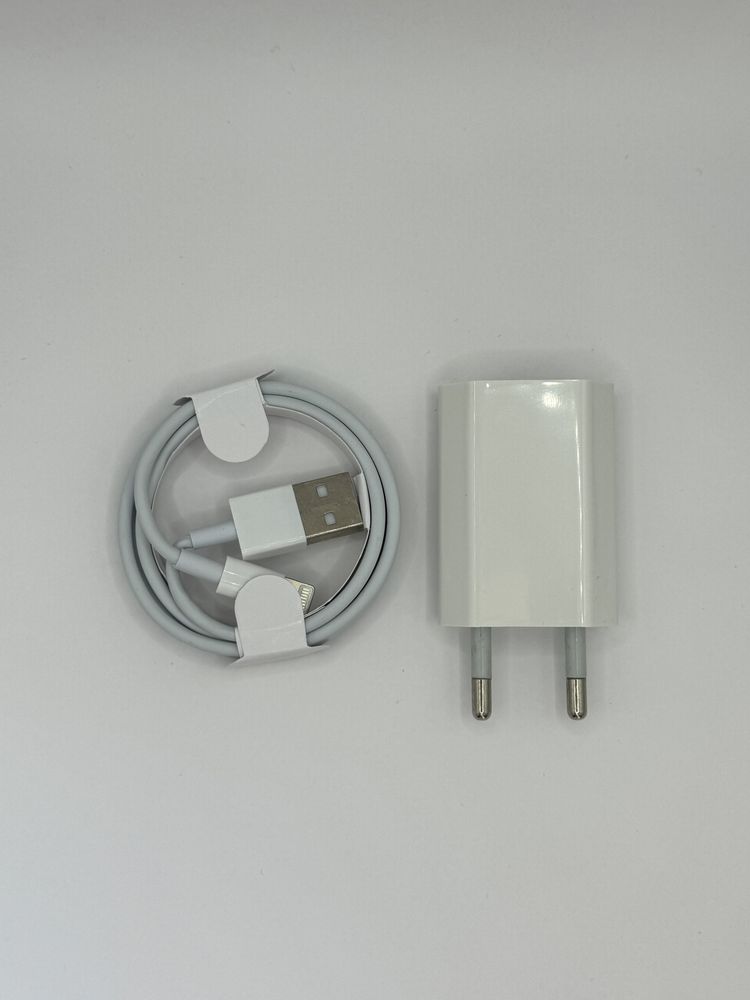 Kostka Adapter Iphone  5 W + Kabel Lithning USB A 1 M bialy