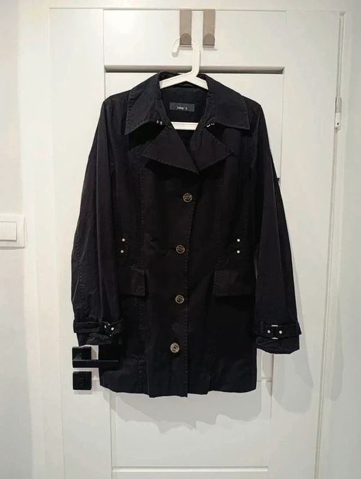 Czarny płaszcz trencz Basic classic s