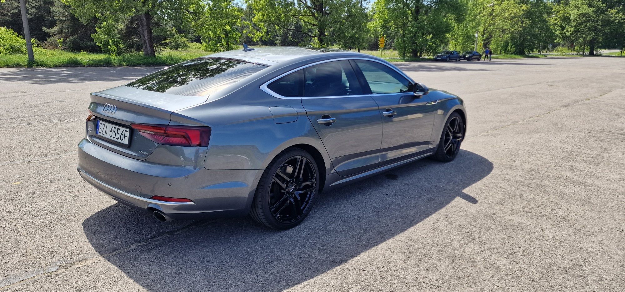 Sprzedam Audi A5 2,0 benzyna Quattro 252 KM z 2018 r