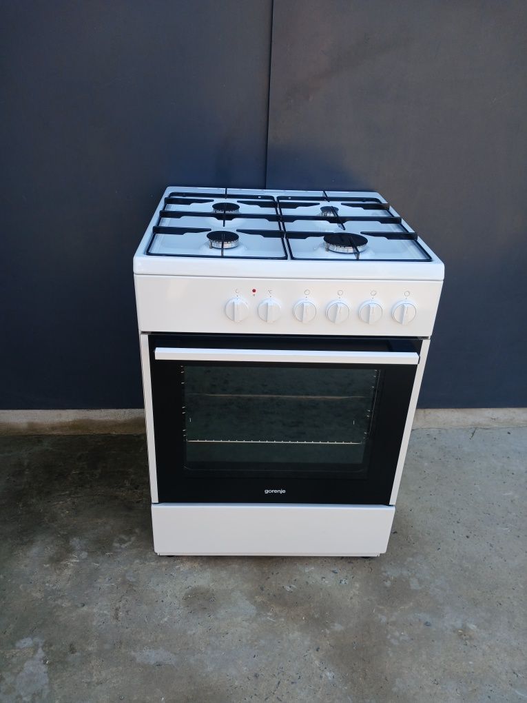 Комбінована газова плита Gorenje, 60 см, стан нової
