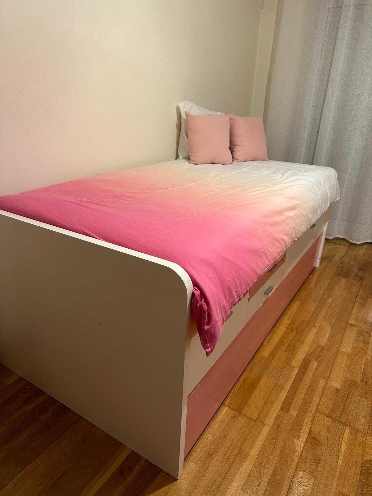 Cama individual dupla com gavetas