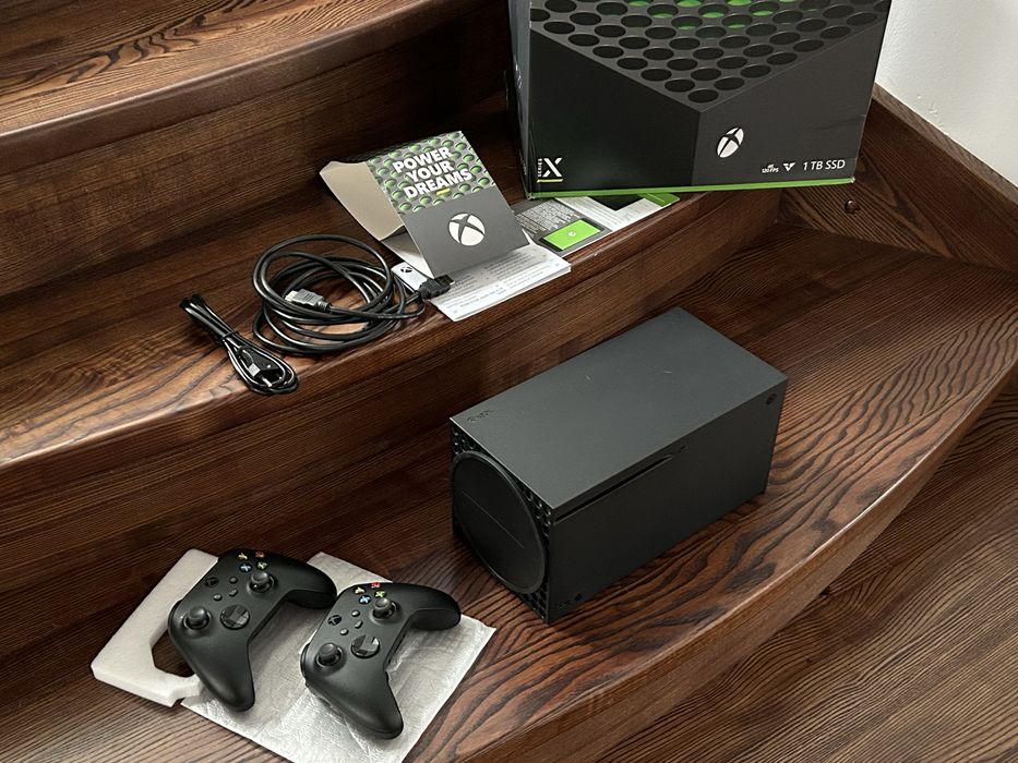 Konsola xbox series x dwa pady