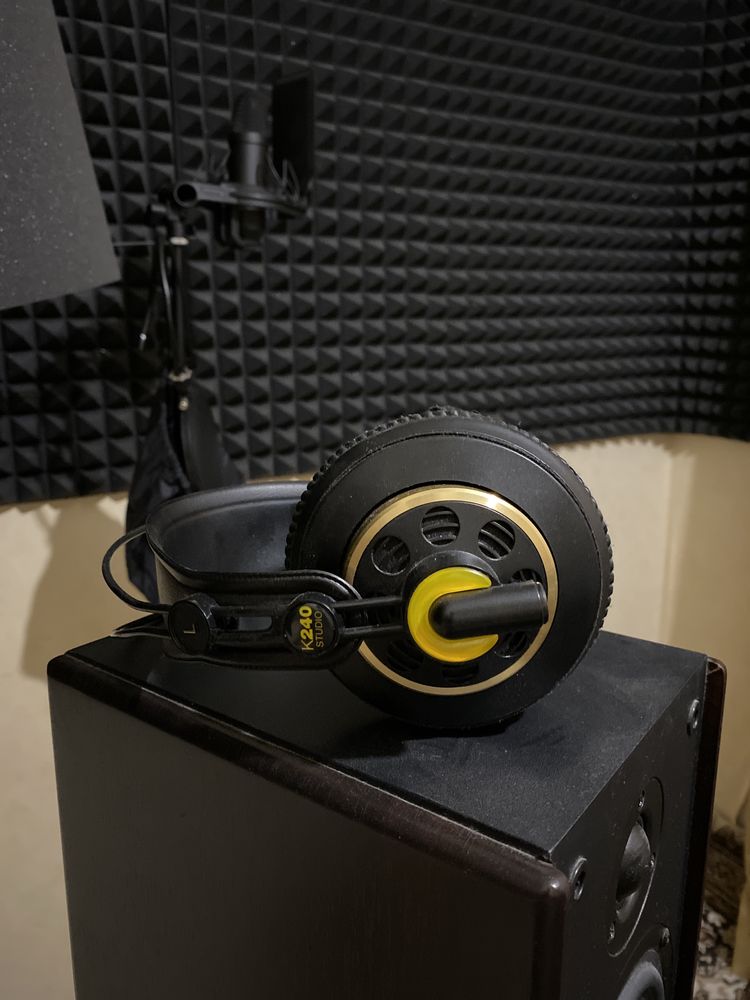 Наушники мониторные AKG k240 Studio