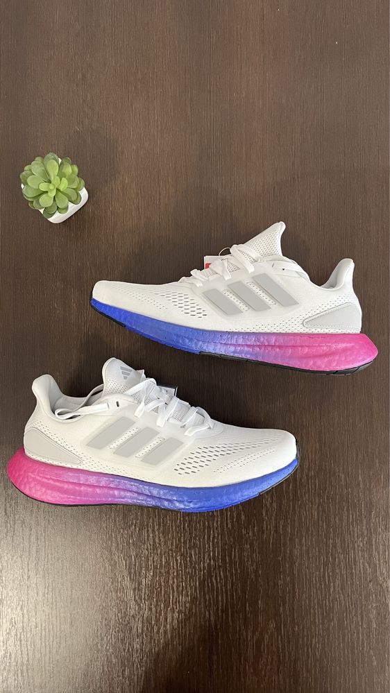 Buty Adidas Pureboost 22 41