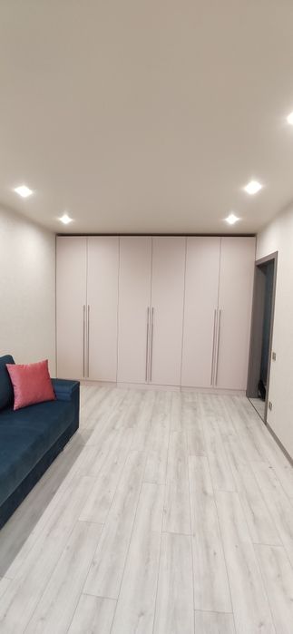 Виготовлення • кухні • шафи • гардероби