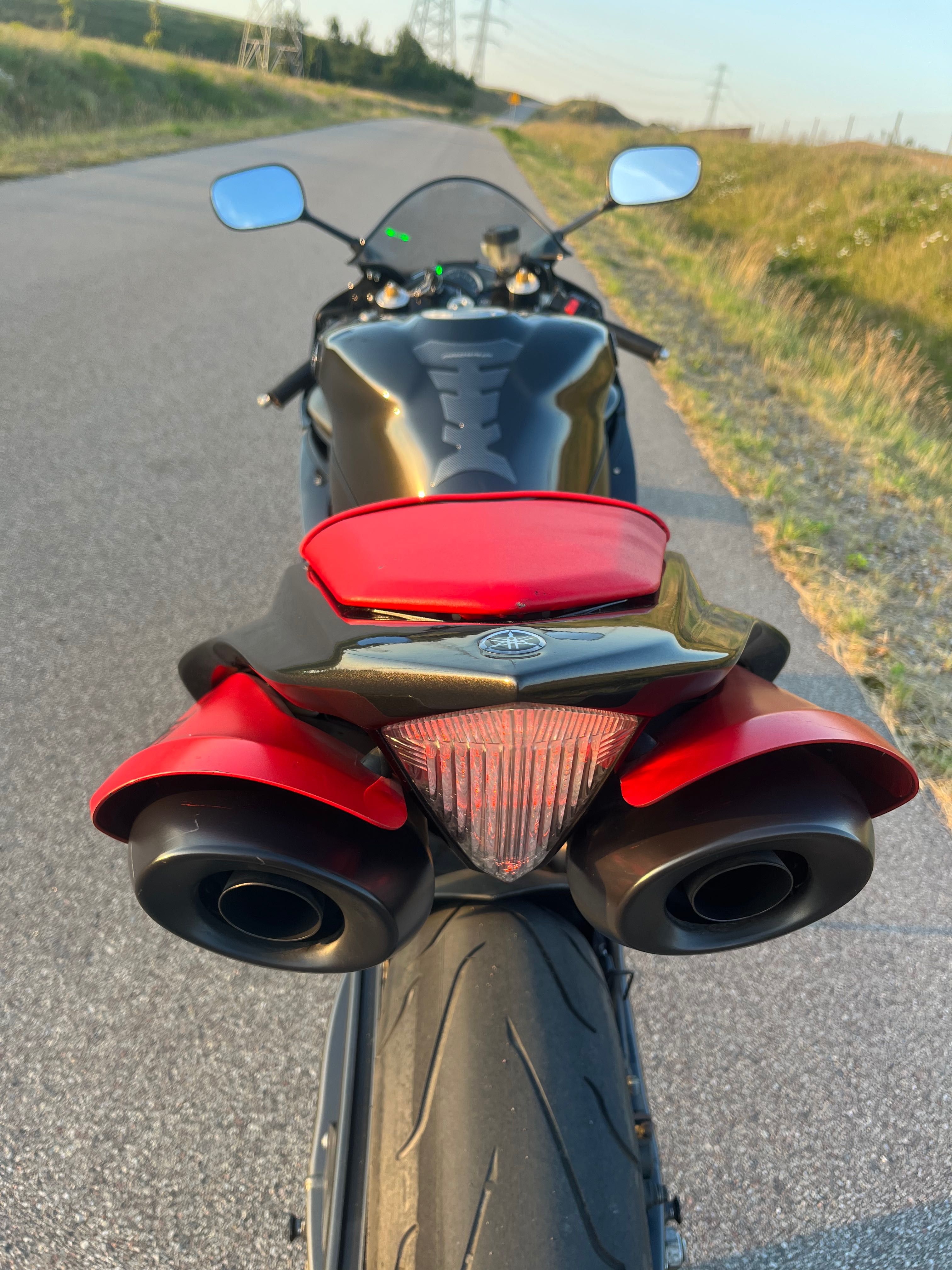 Yamaha r1 rn19/YZF R1