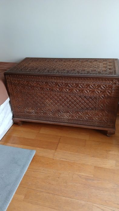 Venda de mala de enxoval trabalhada à mão