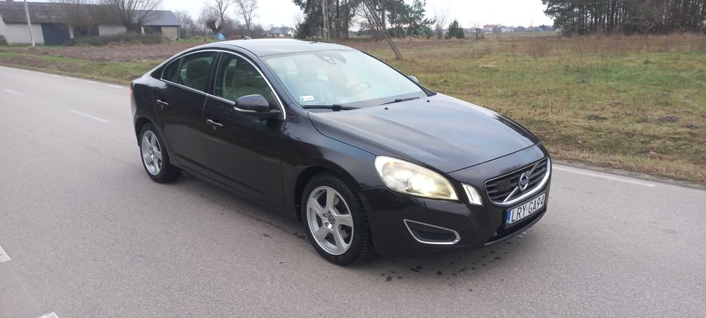 VOLVO S60 D3 Summum