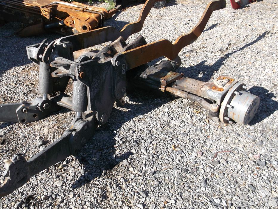 Fendt Farmer 310,311,312LSA-wspornik,most,piasta,zwrotnica,półoś-