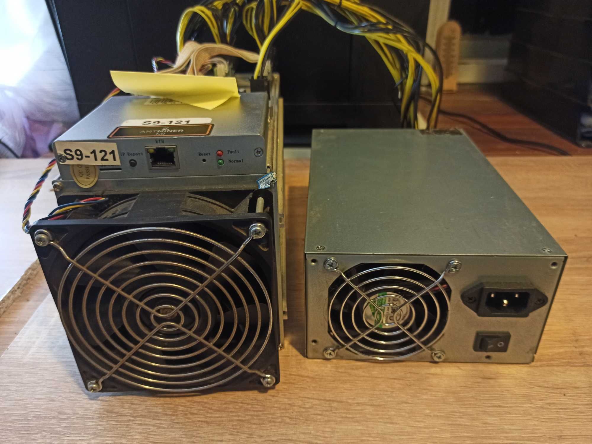 AntMiner S9_13.5T Koparka Kryptowalut BITCOIN S9-121