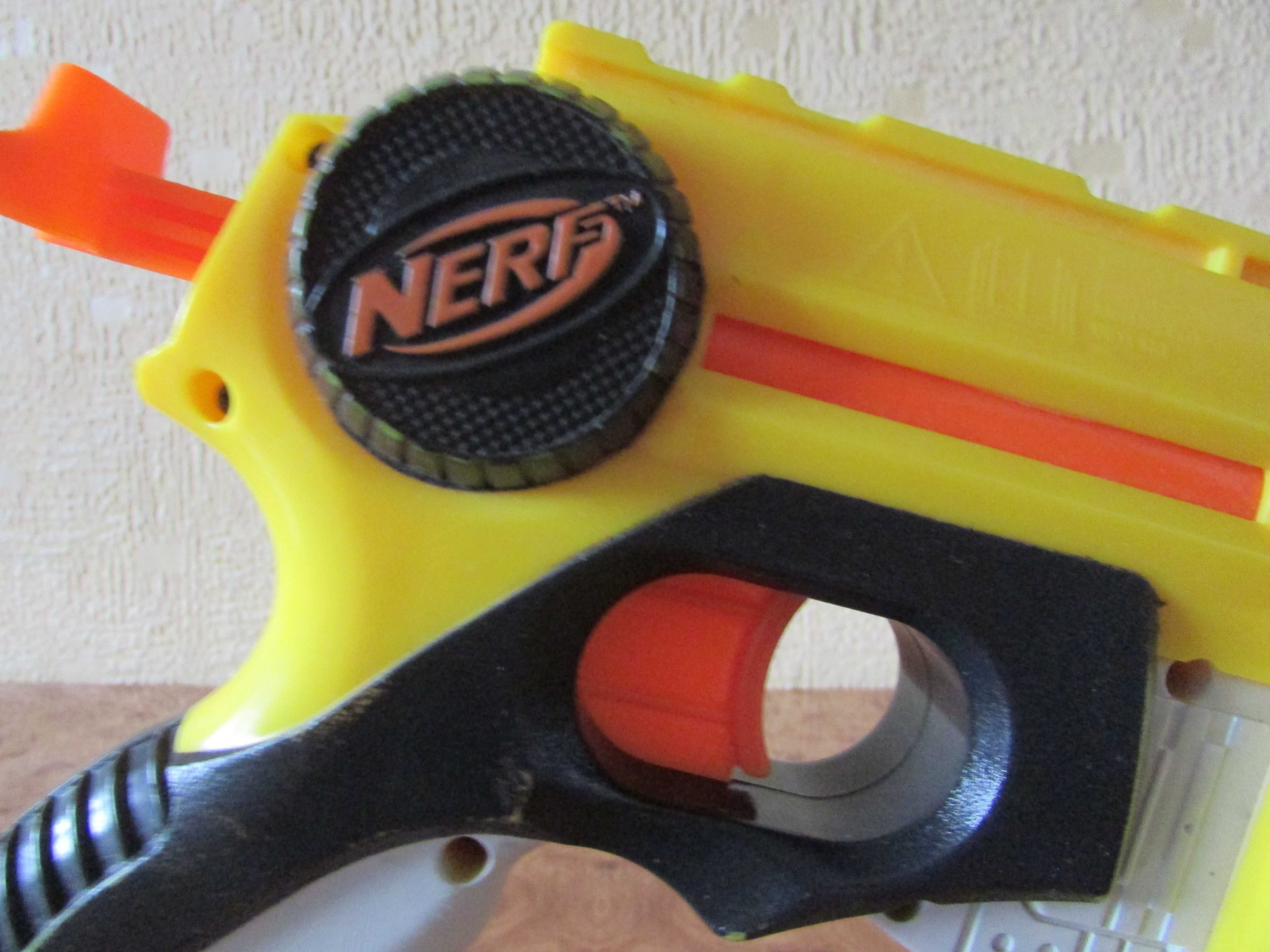 Pistolet (wyrzutnia) NERF NITE FINDER EX-3