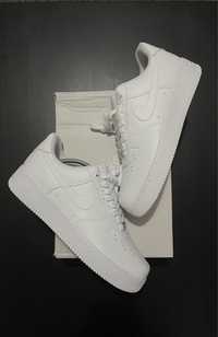 Nike Air Force 01