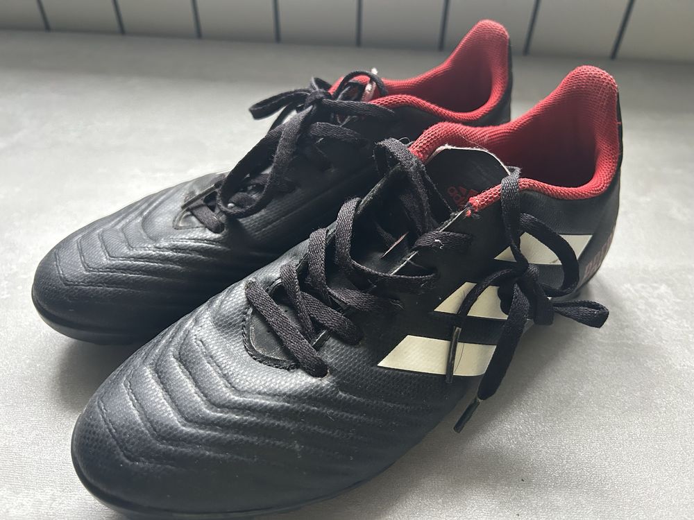 Turfy piłkarskie Adidas