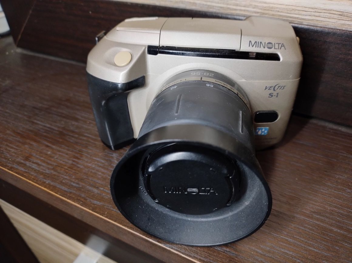 Minolta Vectis S1