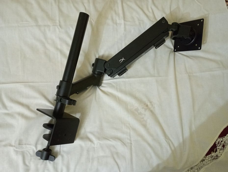 Кронштейн HyperXSingle (66X81AA) настольное крепление для монитора