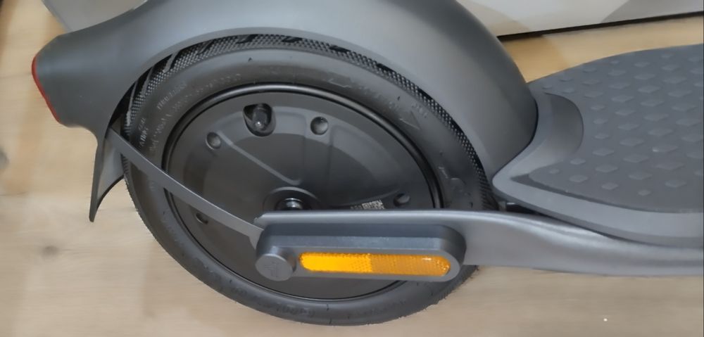 Електросамокат Ninebot F2 Pro