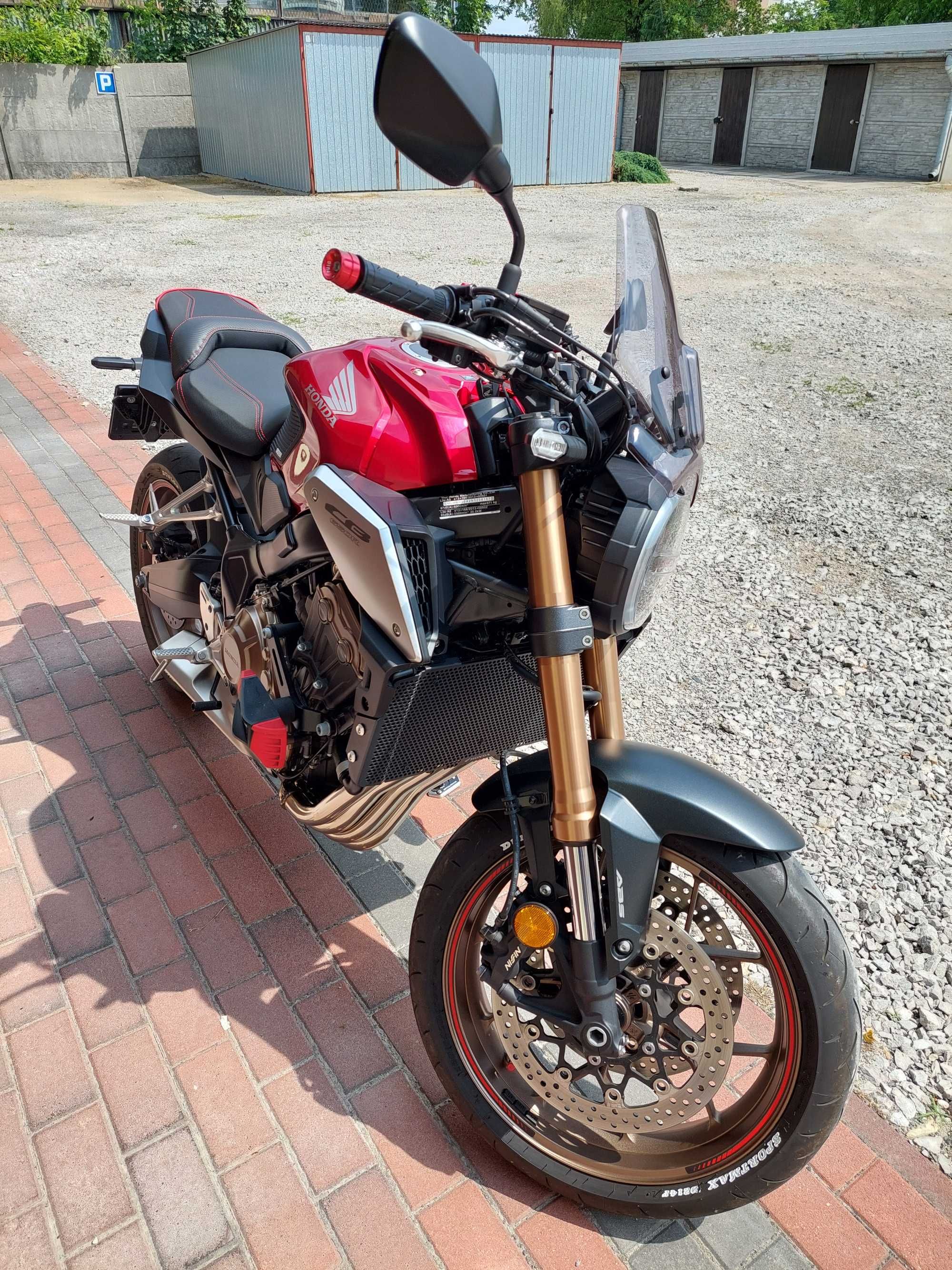 Motocykl HONDA CB650R